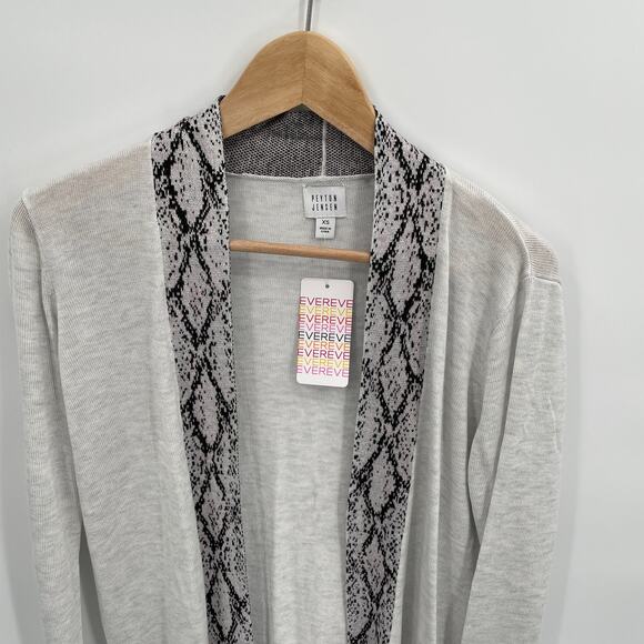 EVEREVE NWT Peyton Jensen Jayda Gray Duster Cardigan with Snake Trim // XS - Picture 8 of 14